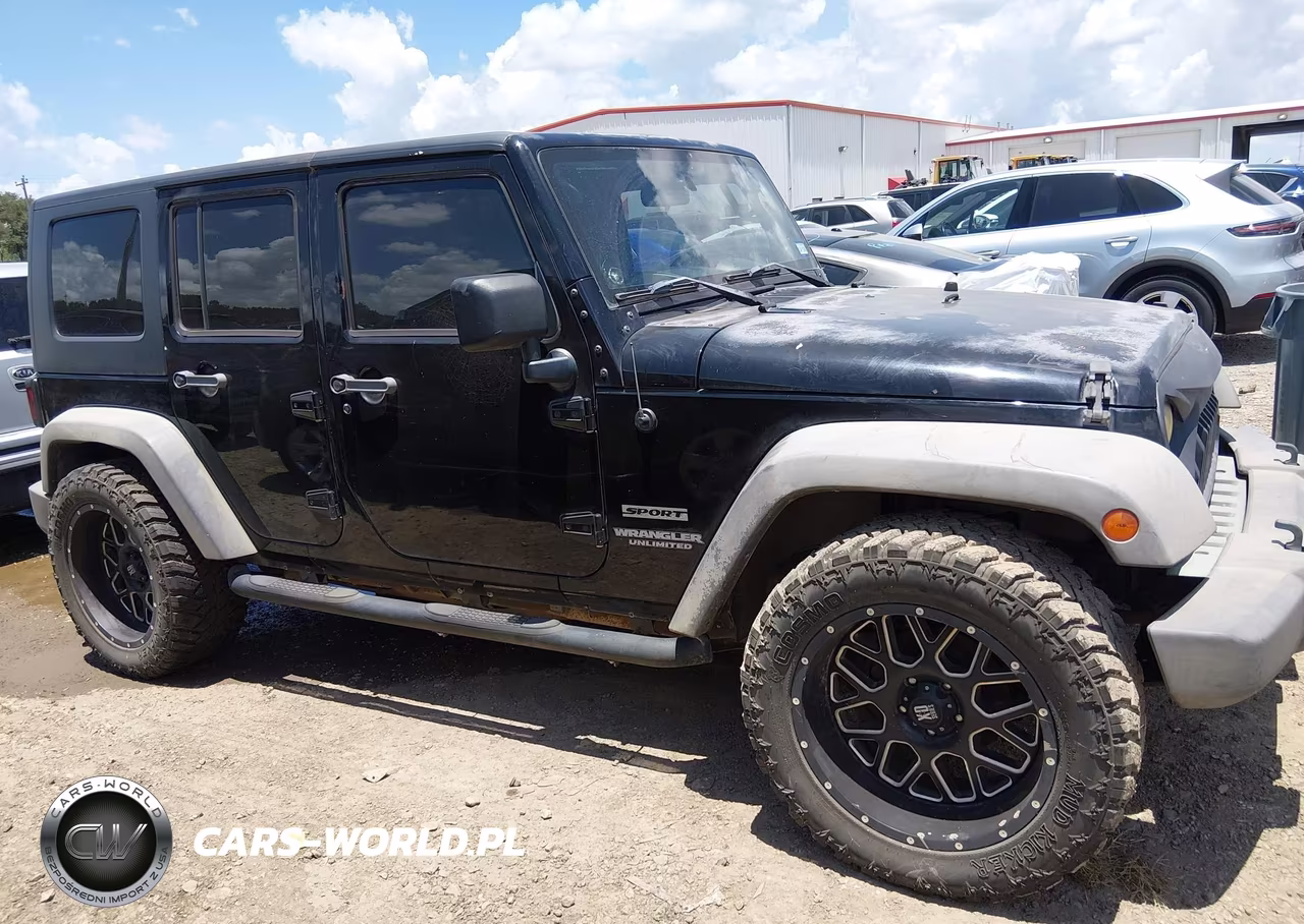 2010 Jeep Wrangler Unlimited Sport VIN:1J4BB3H14AL115549 - 13