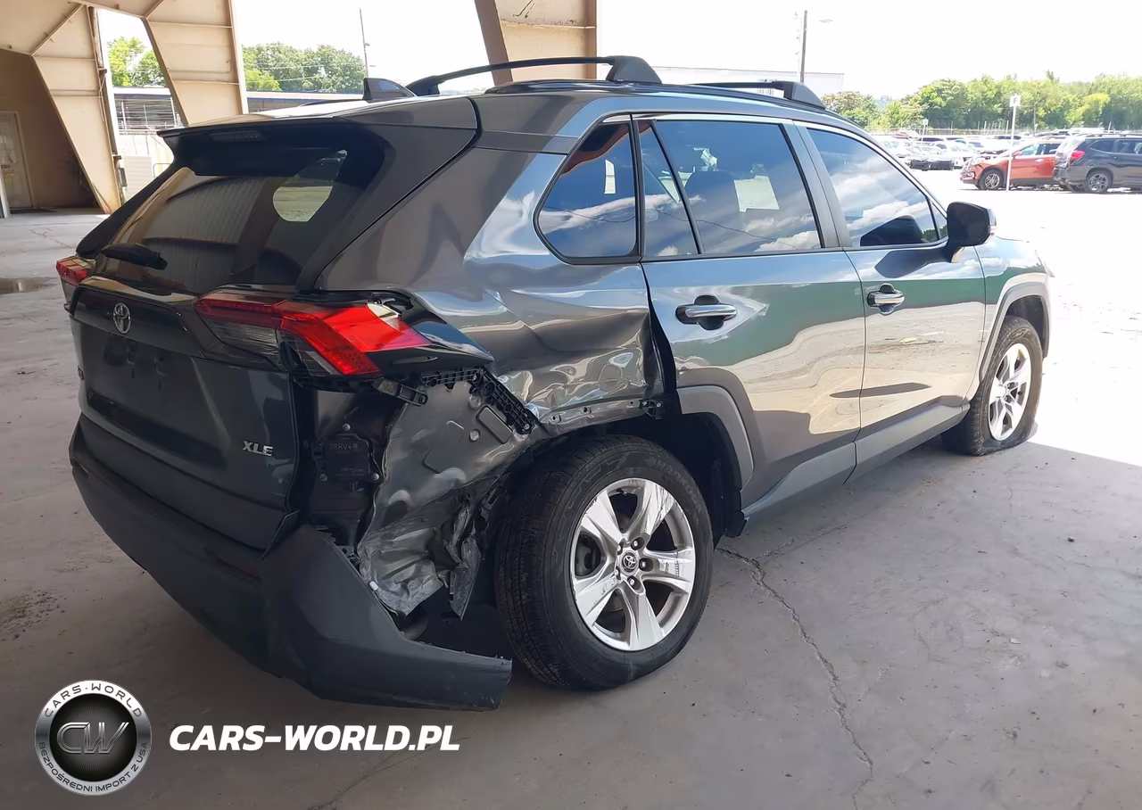 2021 Toyota Rav4 Xle VIN:2T3W1RFV2MC107522 - 4