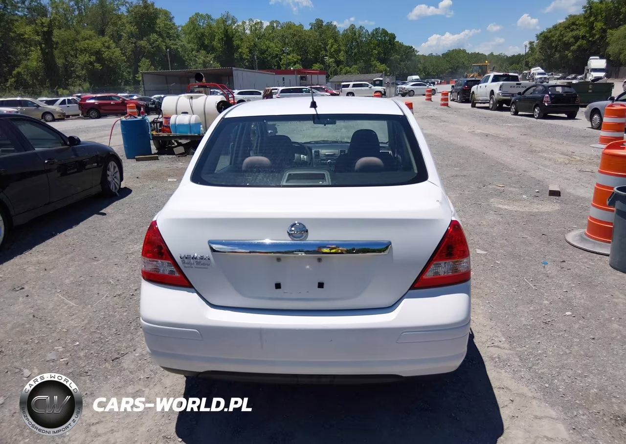 2010 Nissan Versa 1.8S VIN:3N1BC1AP2AL394982 - 16