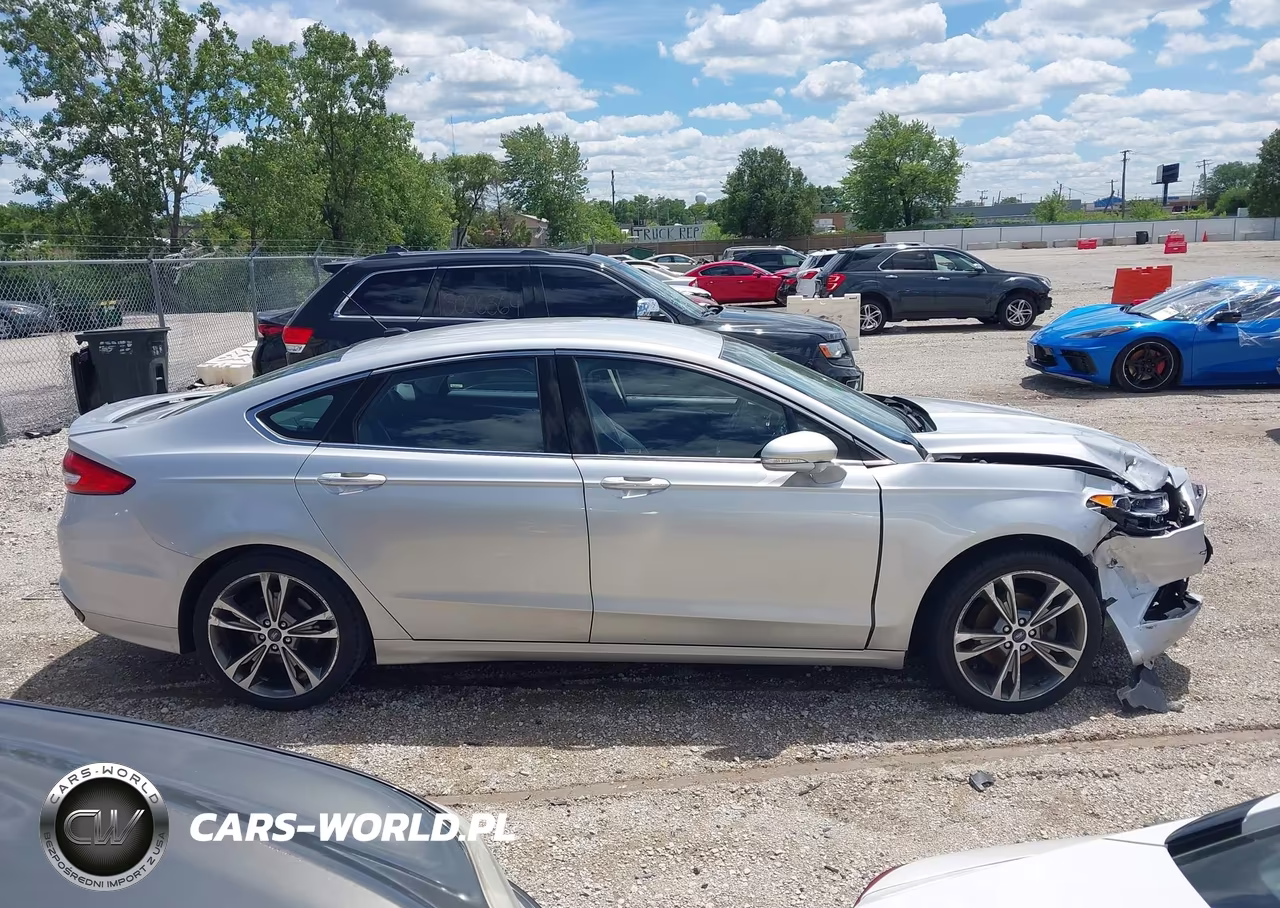 2017 Ford Fusion Titanium VIN:3FA6P0K96HR156482 - 13