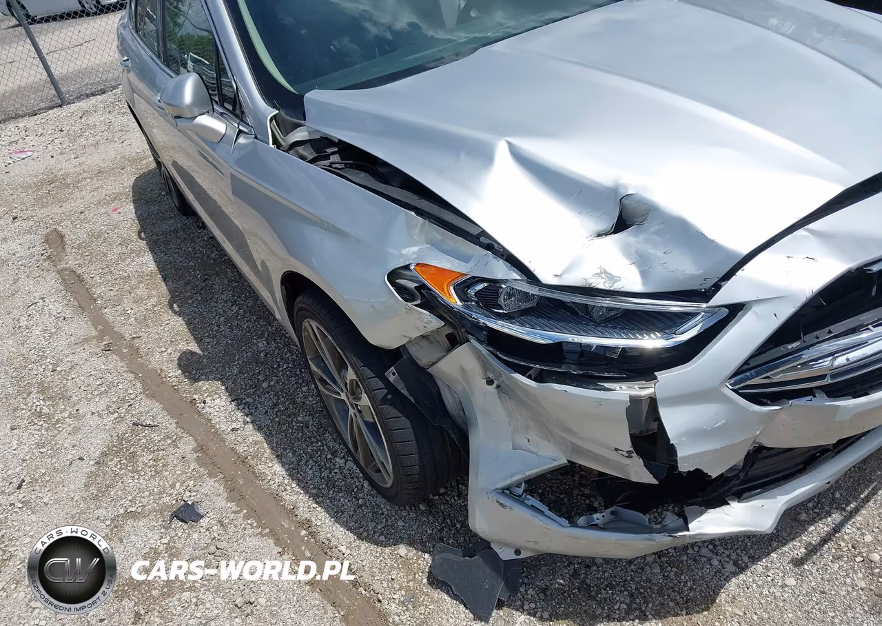 2017 Ford Fusion Titanium VIN:3FA6P0K96HR156482 - 18