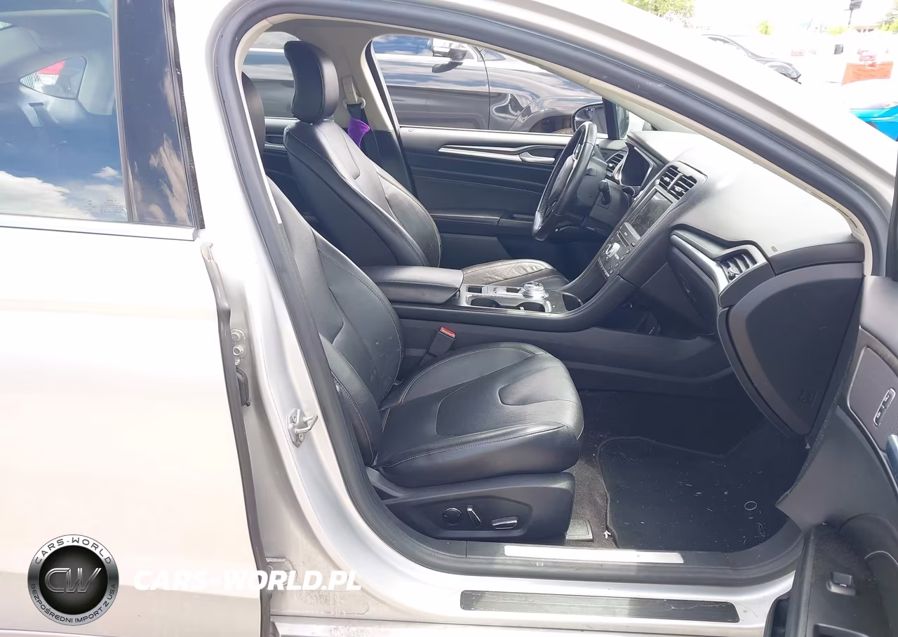 2017 Ford Fusion Titanium VIN:3FA6P0K96HR156482 - 5