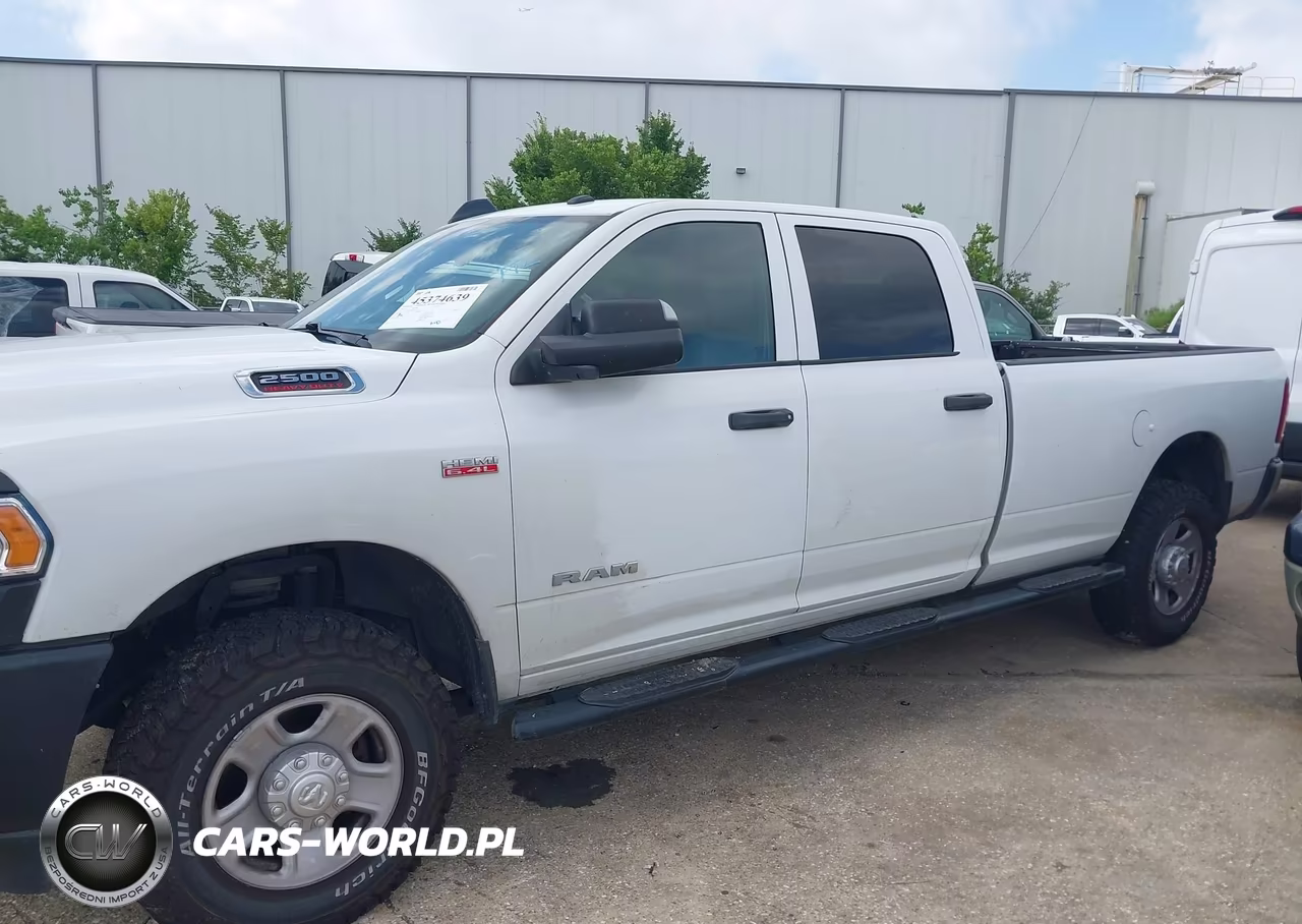 2021 Ram 2500 Tradesman 4X4 8' Box VIN:3C6UR5HJ4MG680530 - 14