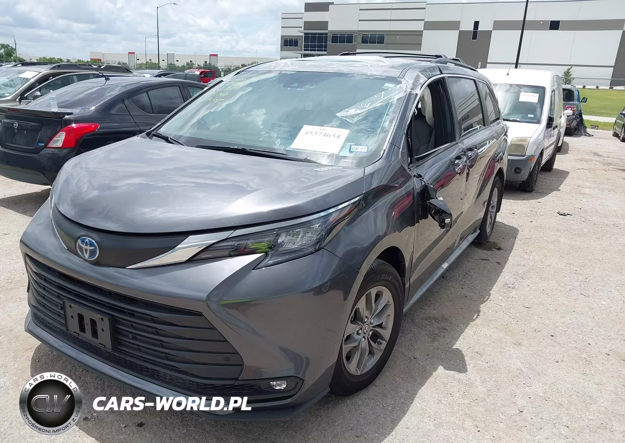 2025 Toyota Sienna Xle VIN:5TDYRKEC3SS250954 - 2