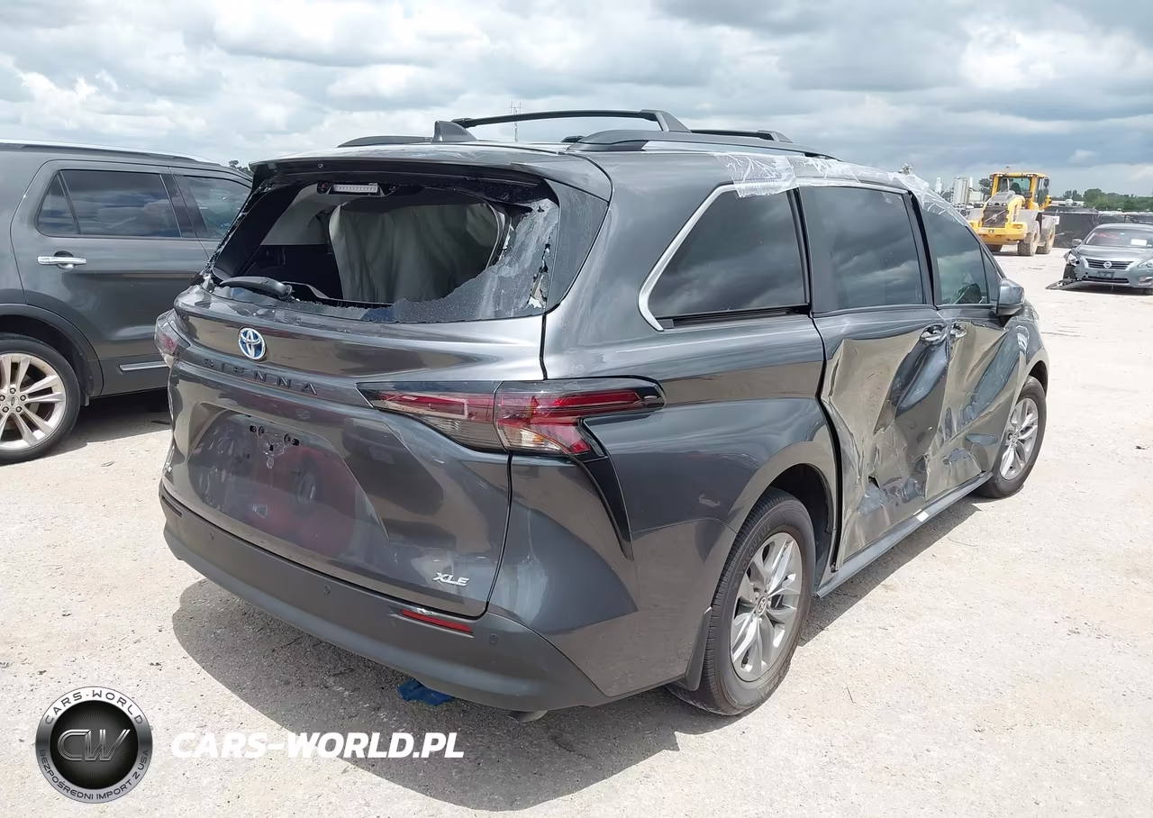 2025 Toyota Sienna Xle VIN:5TDYRKEC3SS250954 - 4