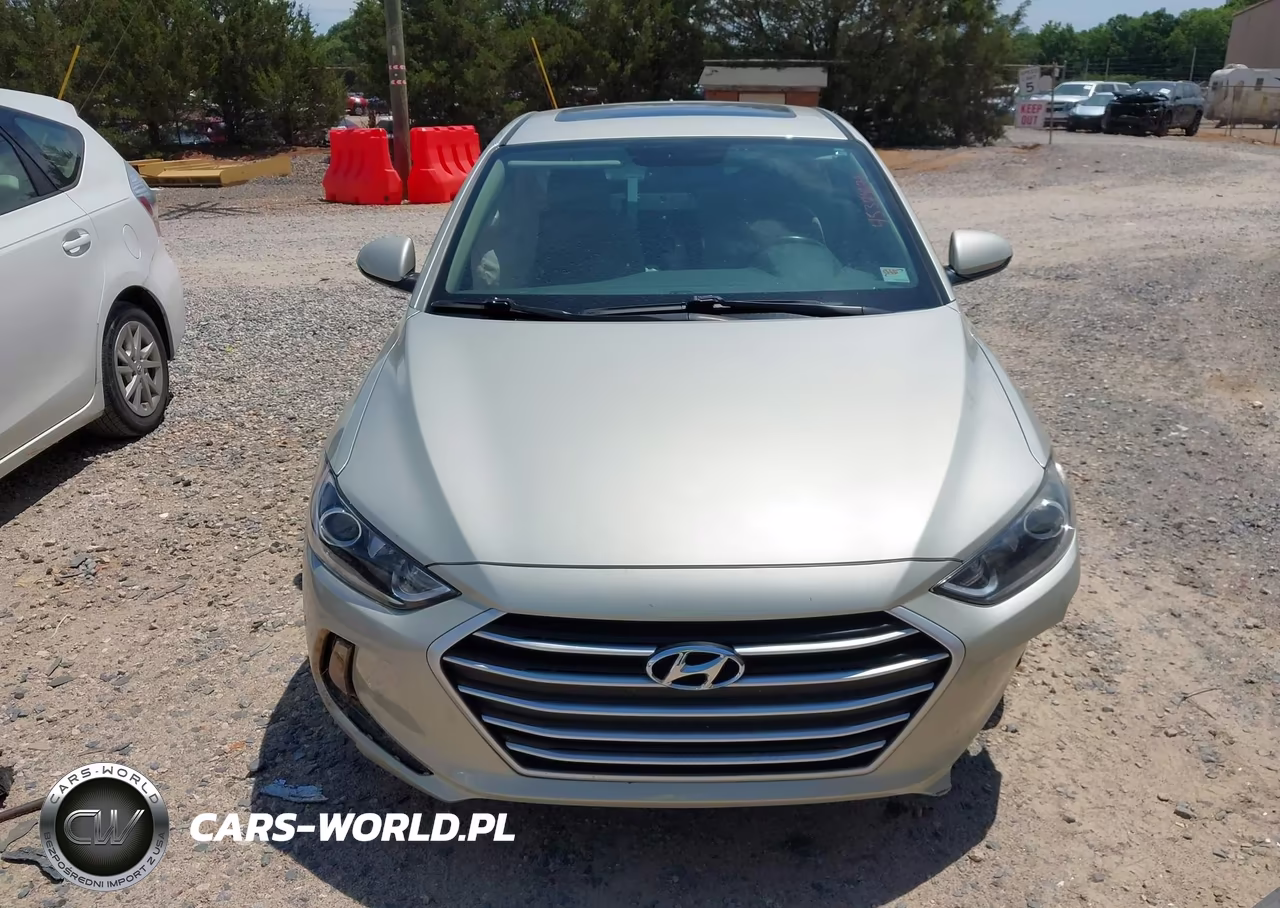 2018 Hyundai Elantra Value Edition VIN:5NPD84LF2JH272281 - 12