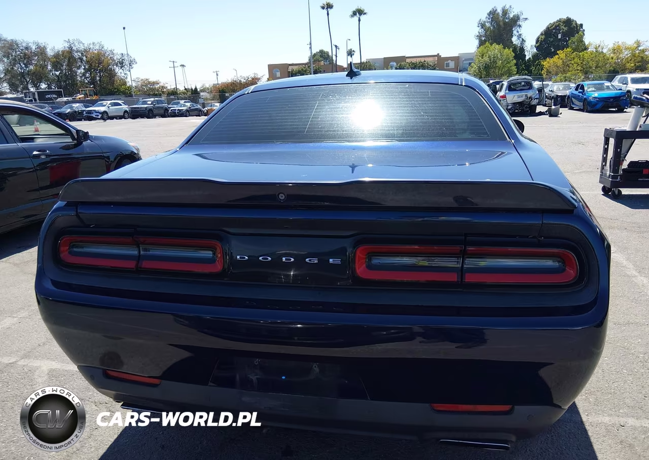 2015 Dodge Challenger R-T Plus VIN:2C3CDZBT7FH708686 - 16