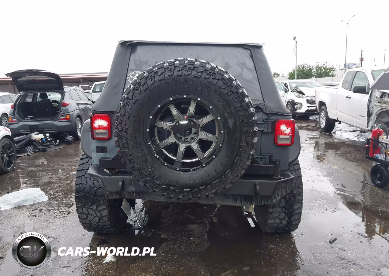 2016 Jeep Wrangler Unlimited Sport VIN:1C4BJWDGXGL270636 - 16