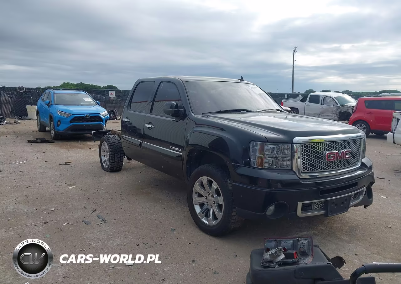 2013 GMC Sierra 1500 Denali – zdjęcie 1 z 15