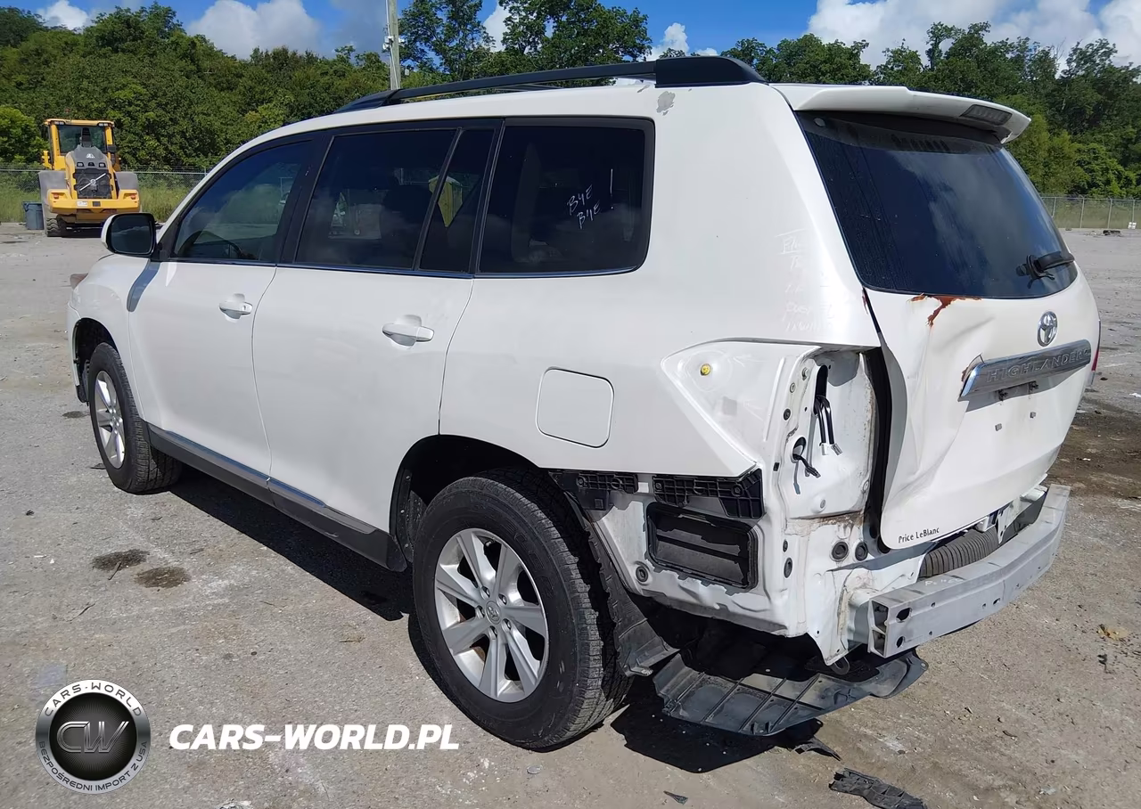 2013 Toyota Highlander Base Plus V6 VIN:5TDZK3EH9DS138575 - 3
