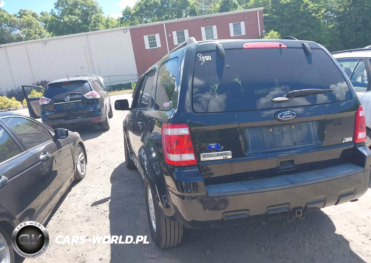2011 Ford Escape Xlt VIN:1FMCU9DG5BKB69138 - 3