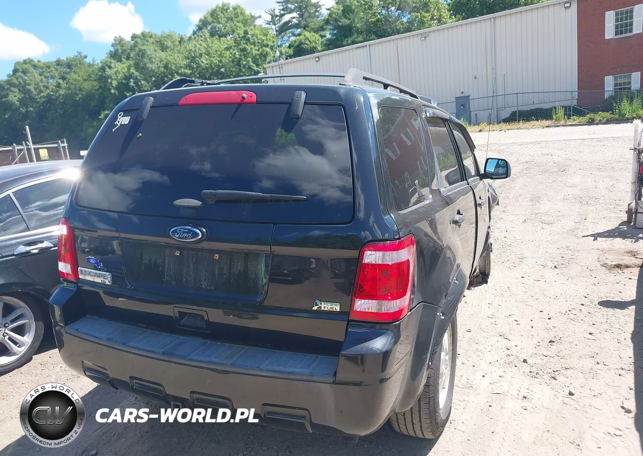 2011 Ford Escape Xlt VIN:1FMCU9DG5BKB69138 - 4