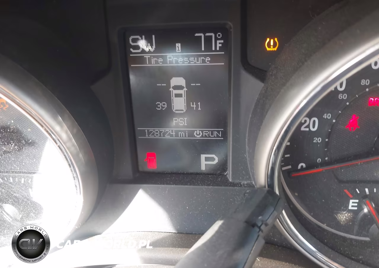 2011 Jeep Grand Cherokee Overland VIN:1J4RS6GG1BC601419 - 15