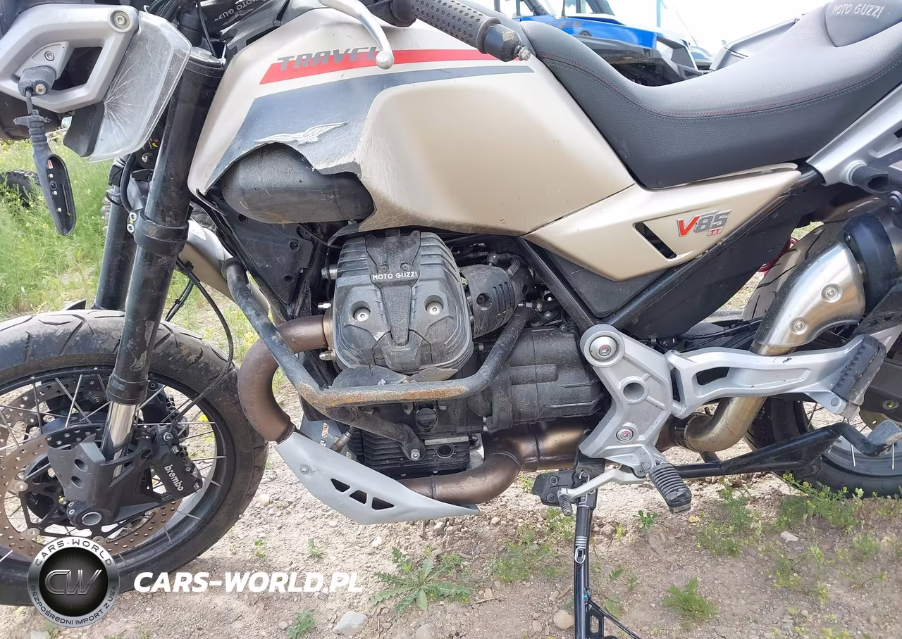 2025 Moto Guzzi V85 Tt VIN:ZGUMLUB03SS000060 - 9