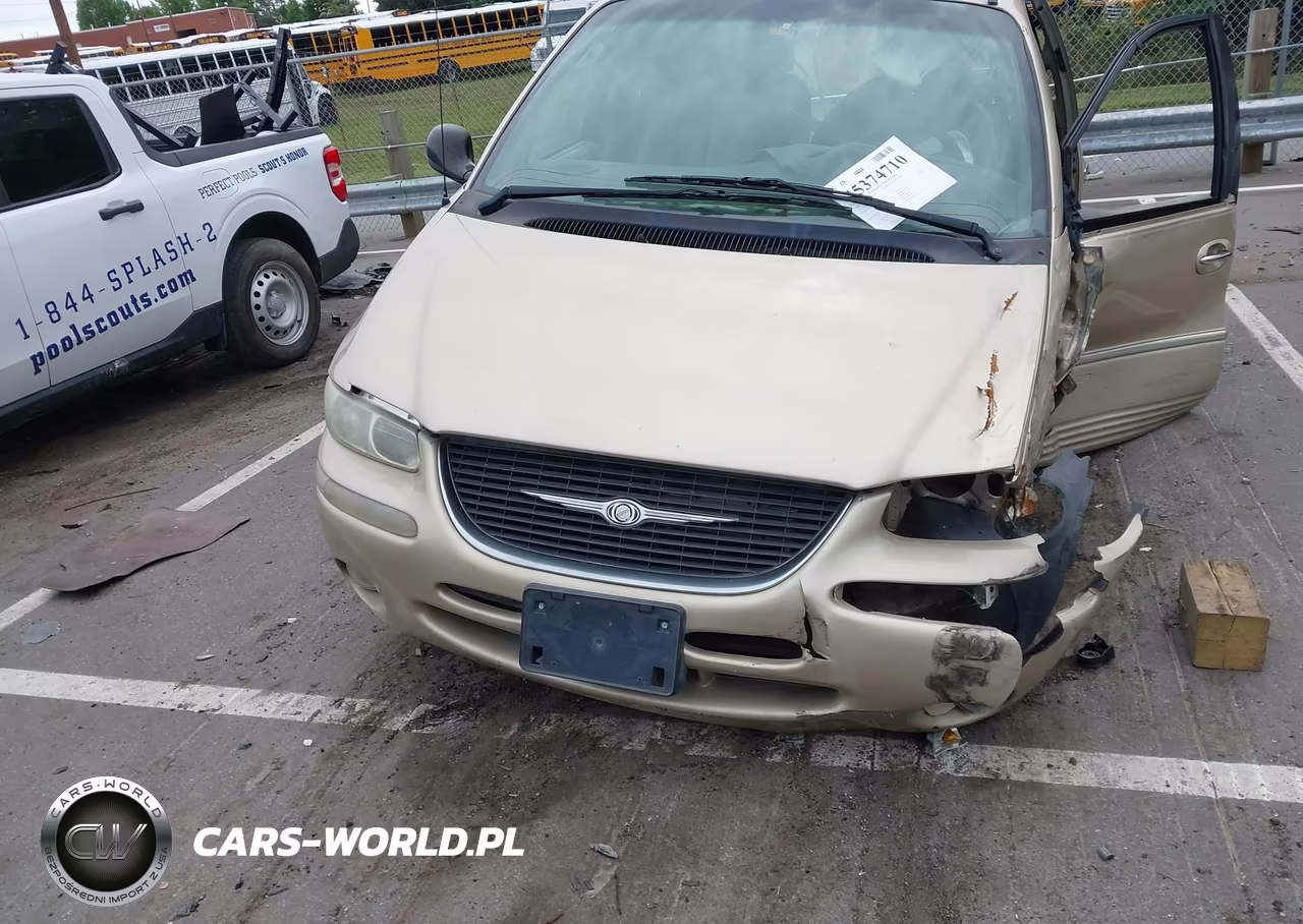 2000 Chrysler Town & Country Limited VIN:1C4GP64LXYB566801 - 13