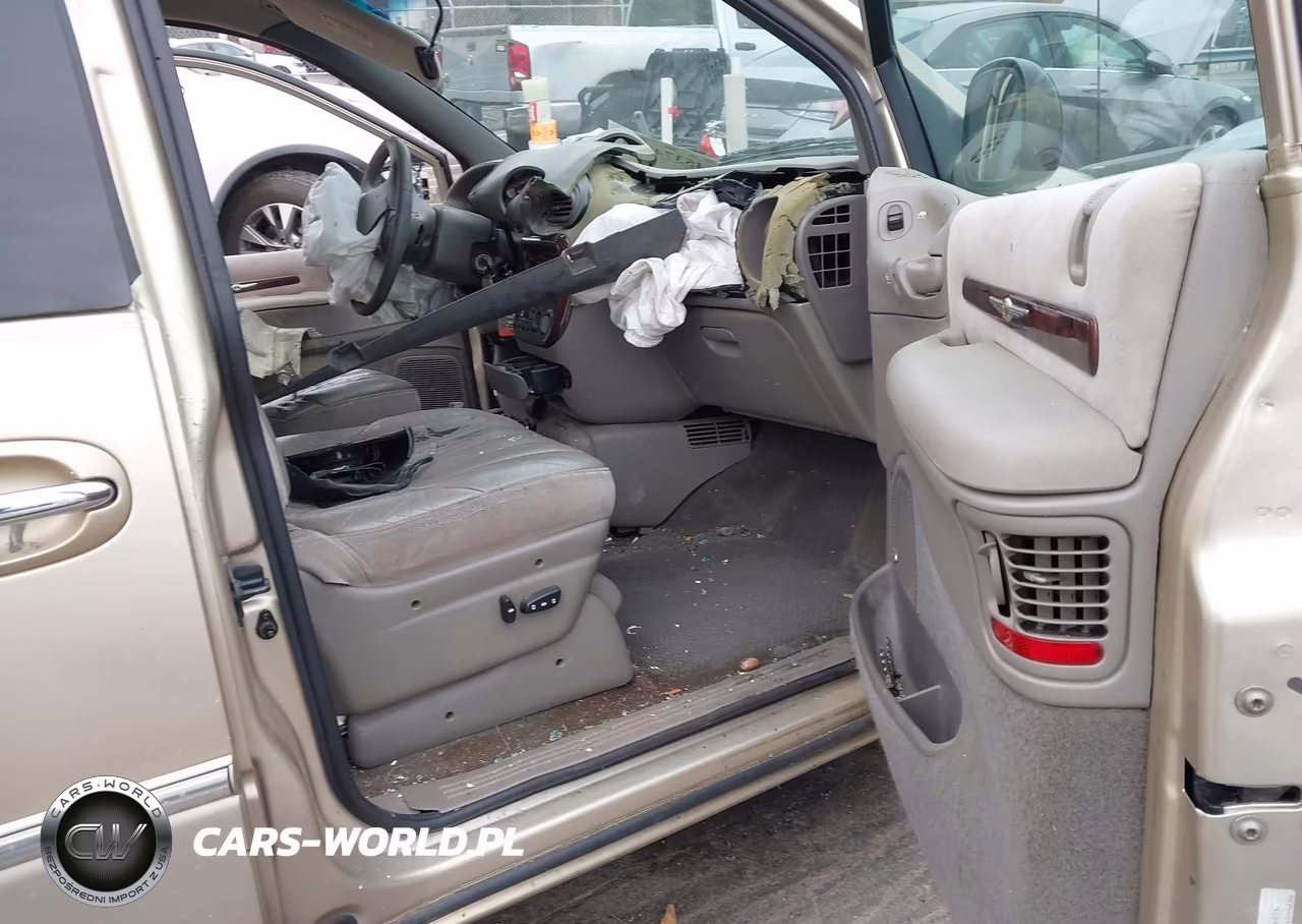 2000 Chrysler Town & Country Limited VIN:1C4GP64LXYB566801 - 5