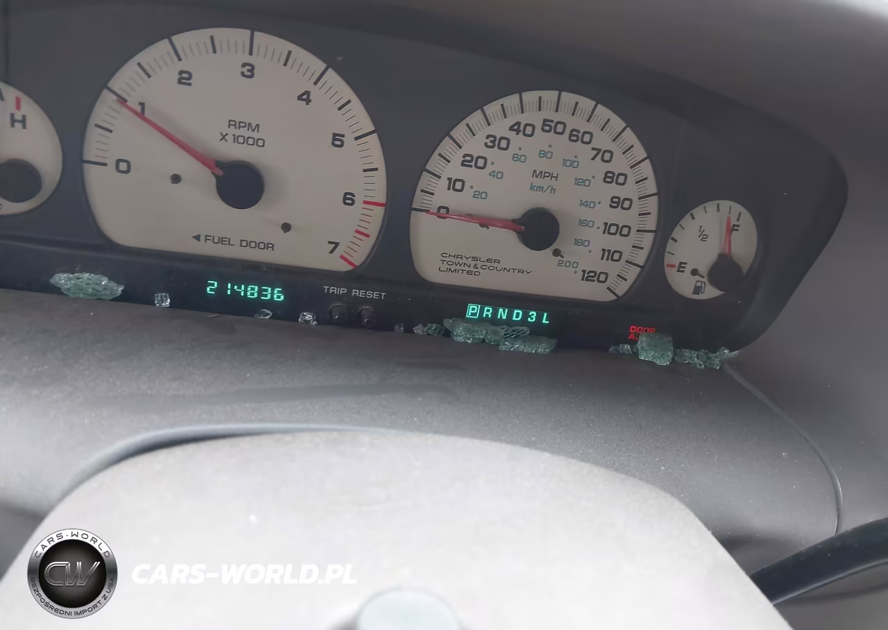 2000 Chrysler Town & Country Limited VIN:1C4GP64LXYB566801 - 7