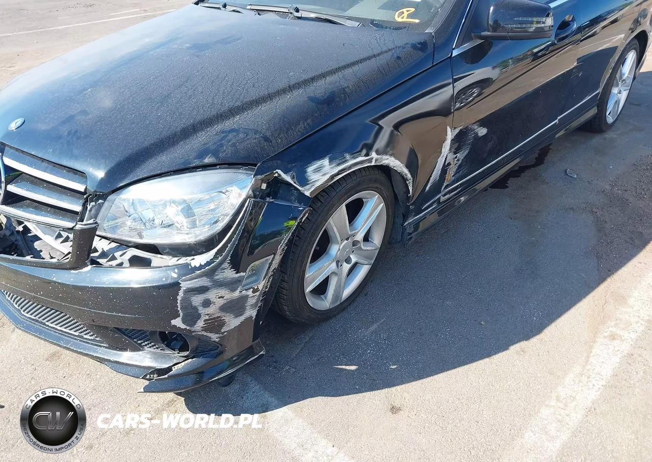 2011 Mercedes-Benz C 300 Sport VIN:WDDGF5EB6BR157735 - 13