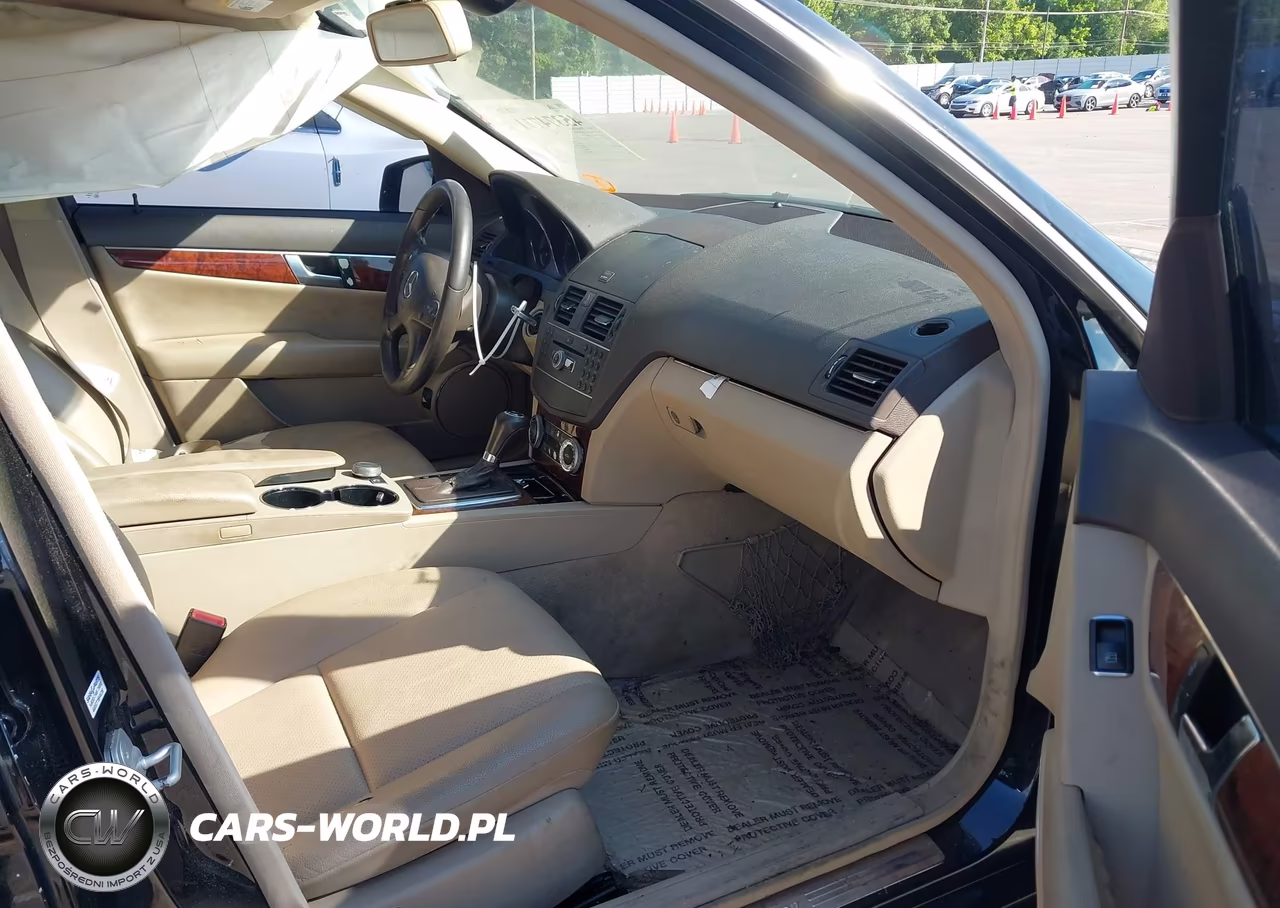 2011 Mercedes-Benz C 300 Sport VIN:WDDGF5EB6BR157735 - 5