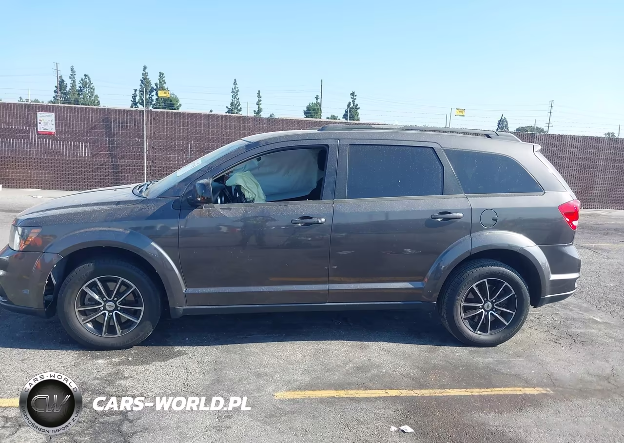 2019 Dodge Journey Se VIN:3C4PDCBB5KT757971 - 14