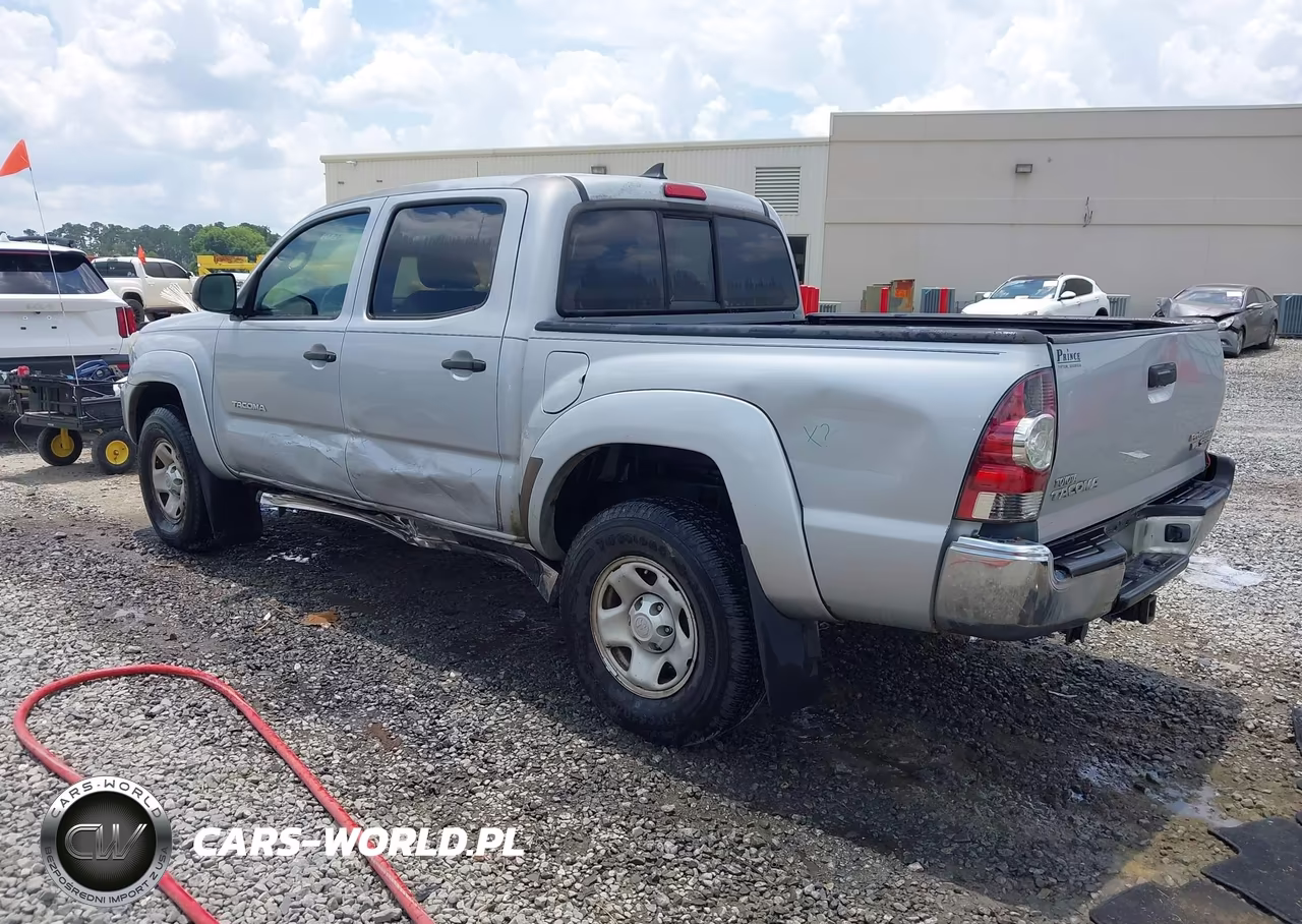2012 Toyota Tacoma Prerunner V6 VIN:3TMJU4GN4CM129605 - 3