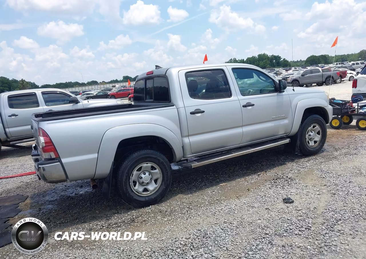 2012 Toyota Tacoma Prerunner V6 VIN:3TMJU4GN4CM129605 - 4