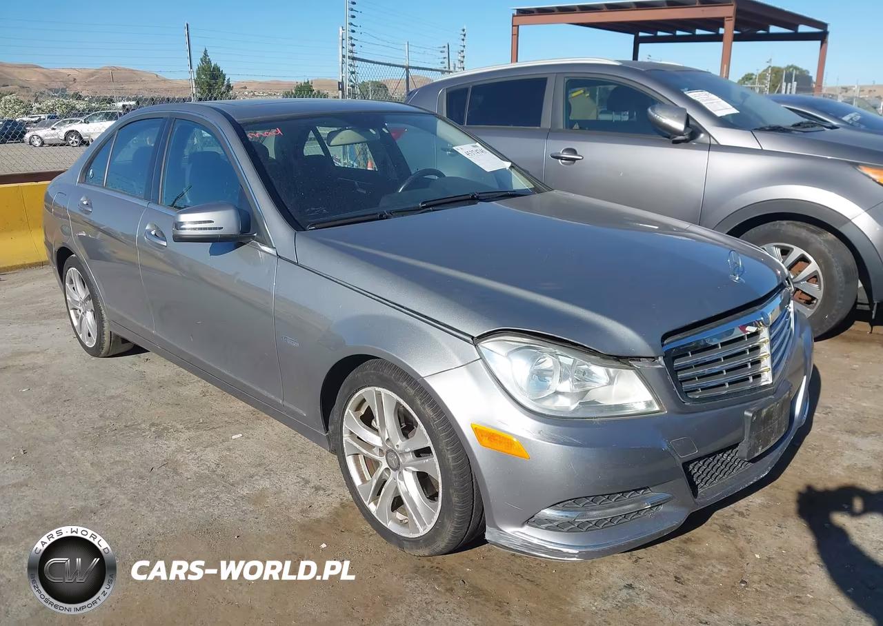 2012 Mercedes-Benz C 250 Luxury-Sport – zdjęcie 1 z 11