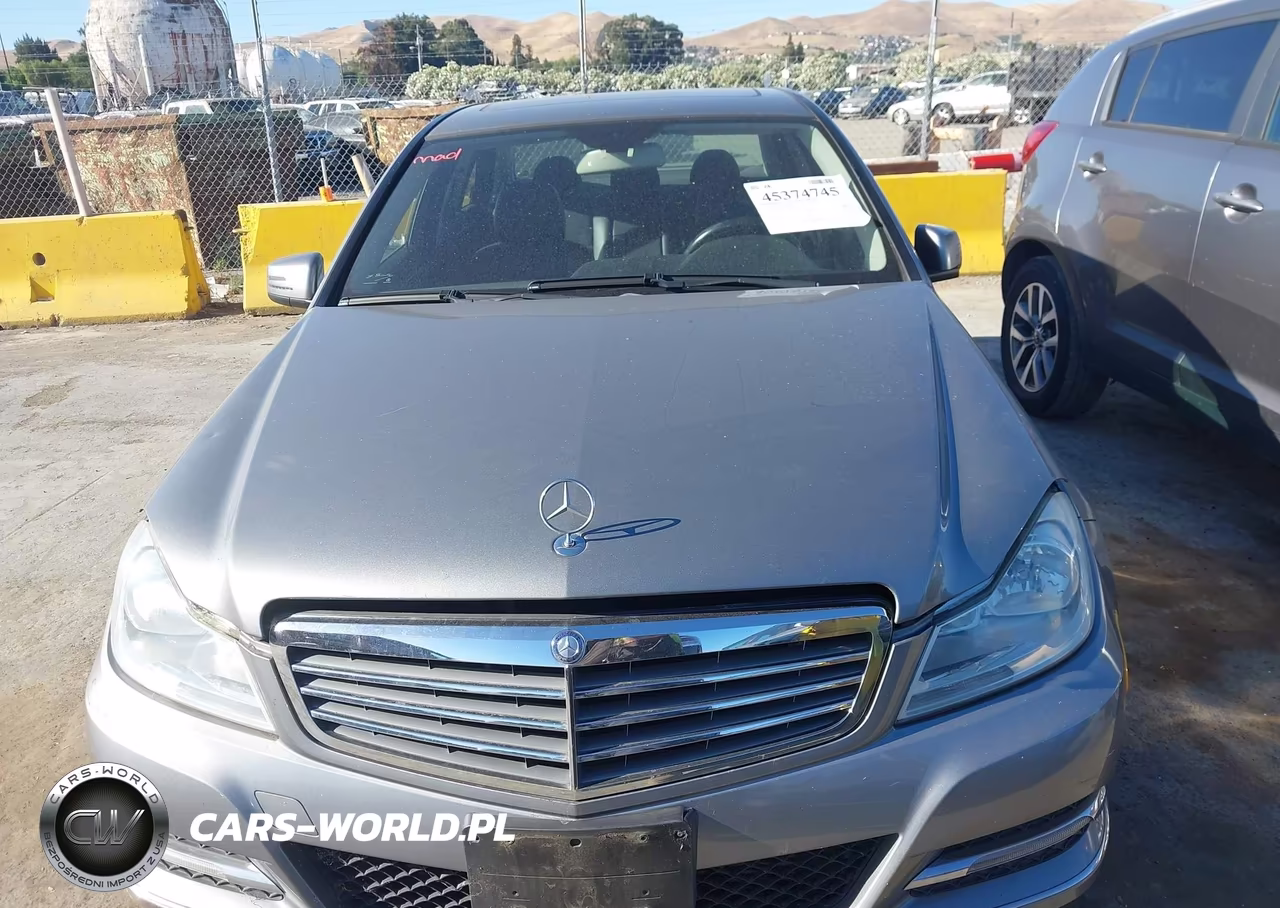 2012 Mercedes-Benz C 250 Luxury-Sport VIN:WDDGF4HB5CR225174 - 6