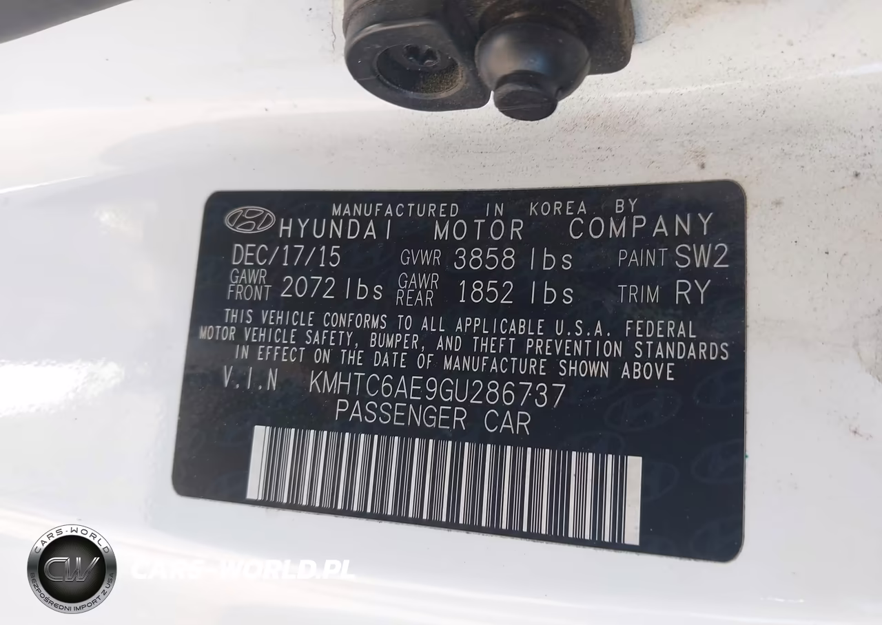 2016 Hyundai Veloster Turbo VIN:KMHTC6AE9GU286737 - 9