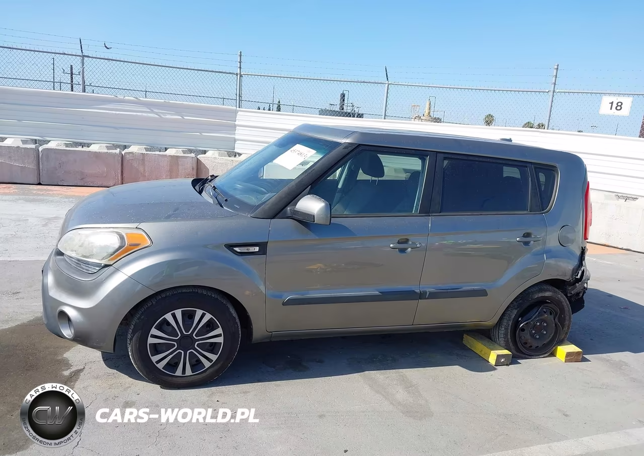 2013 Kia Soul VIN:KNDJT2A56D7622634 - 14