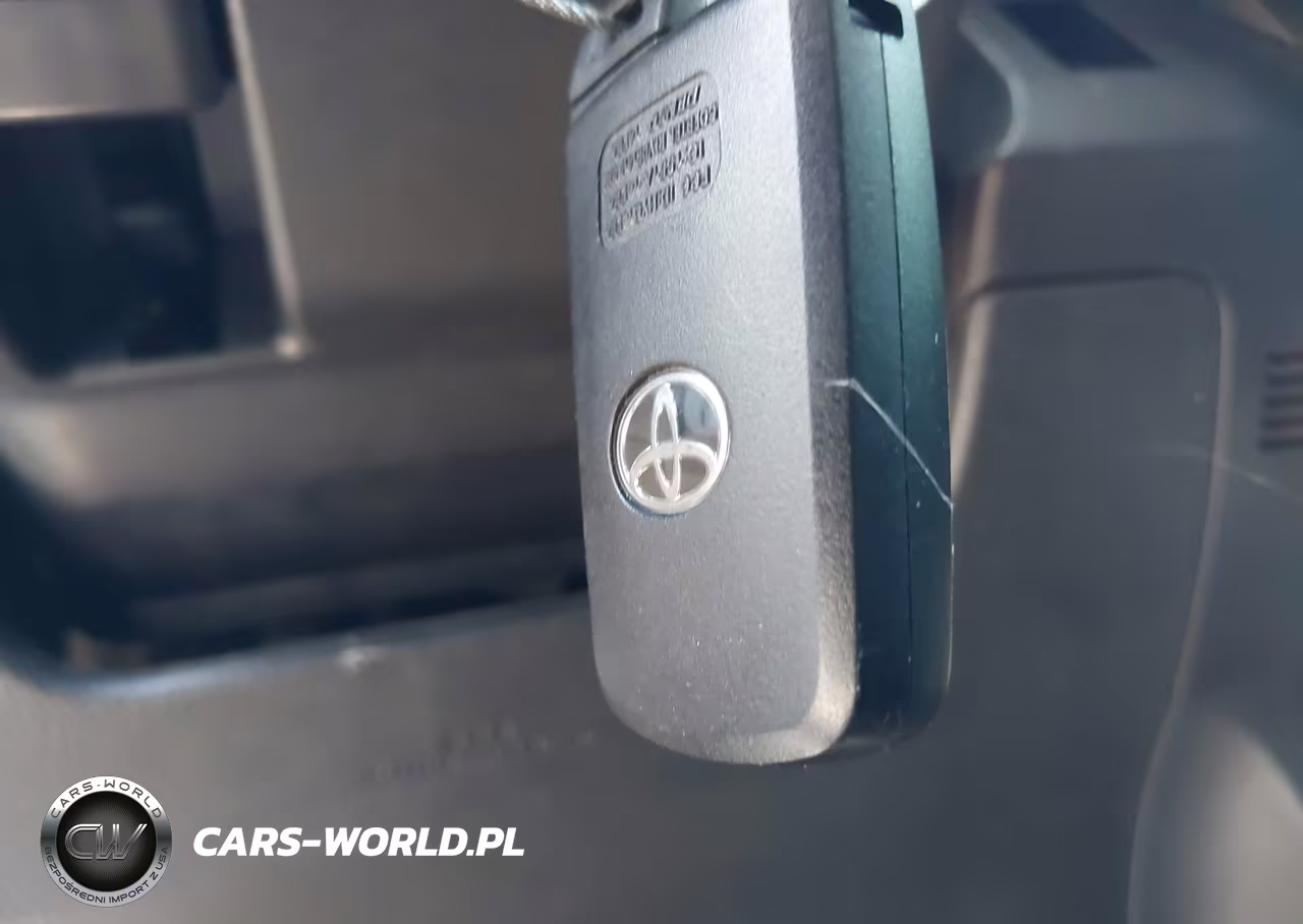 2018 Toyota Rav4 Xle VIN:JTMWFREV8JJ184360 - 11