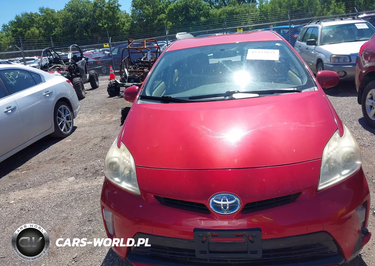 2013 Toyota Prius Two VIN:JTDKN3DU3D1636744 - 13
