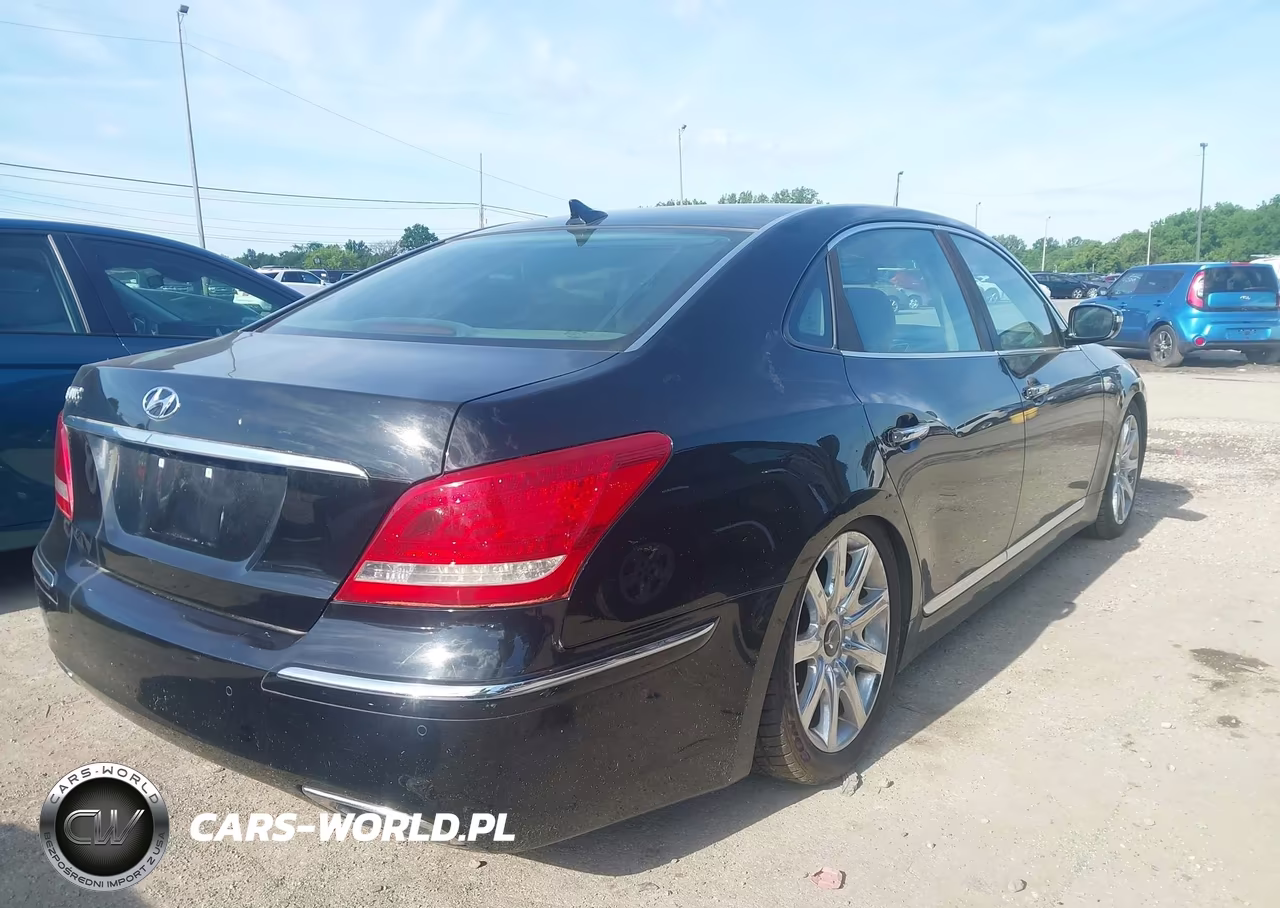 2012 Hyundai Equus Signature VIN:KMHGH4JH4CU050332 - 4