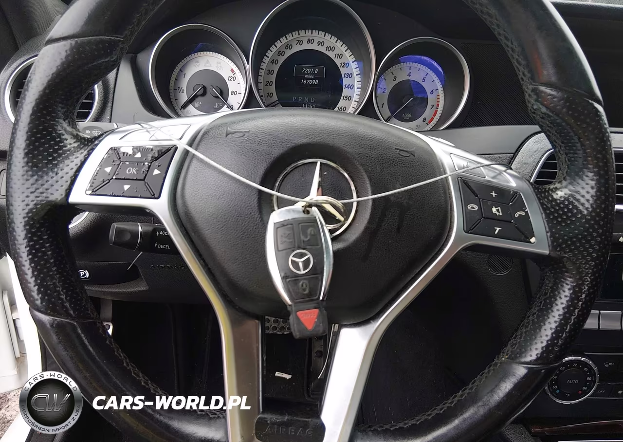 2014 Mercedes-Benz C 250 Sport VIN:WDDGF4HB4EG250999 - 11