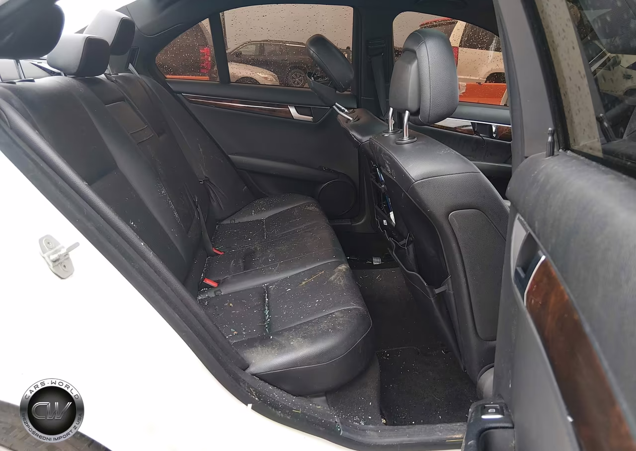 2014 Mercedes-Benz C 250 Sport VIN:WDDGF4HB4EG250999 - 8