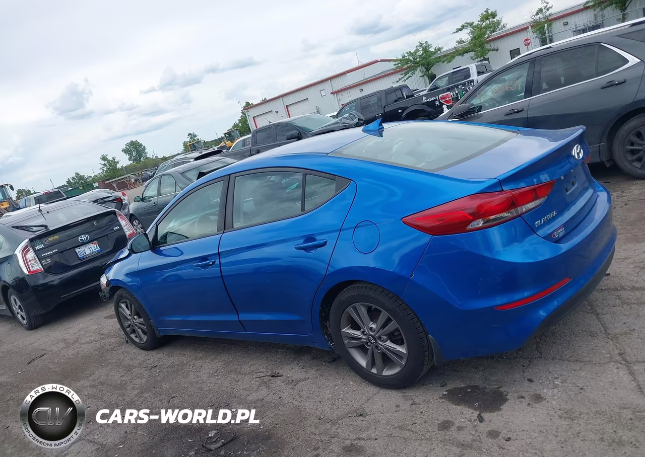 2018 Hyundai Elantra Value Edition VIN:5NPD84LF6JH272719 - 15