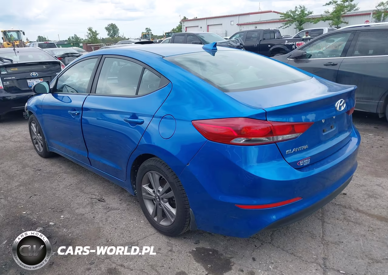 2018 Hyundai Elantra Value Edition VIN:5NPD84LF6JH272719 - 3