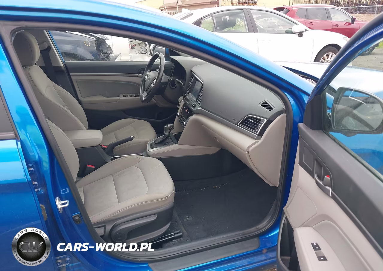 2018 Hyundai Elantra Value Edition VIN:5NPD84LF6JH272719 - 5