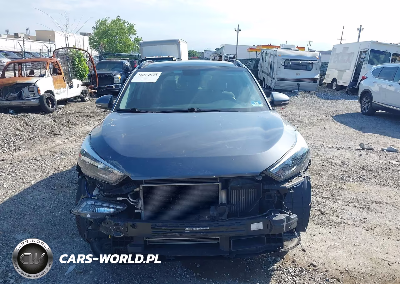 2018 Hyundai Tucson Value VIN:KM8J3CA26JU755723 - 12