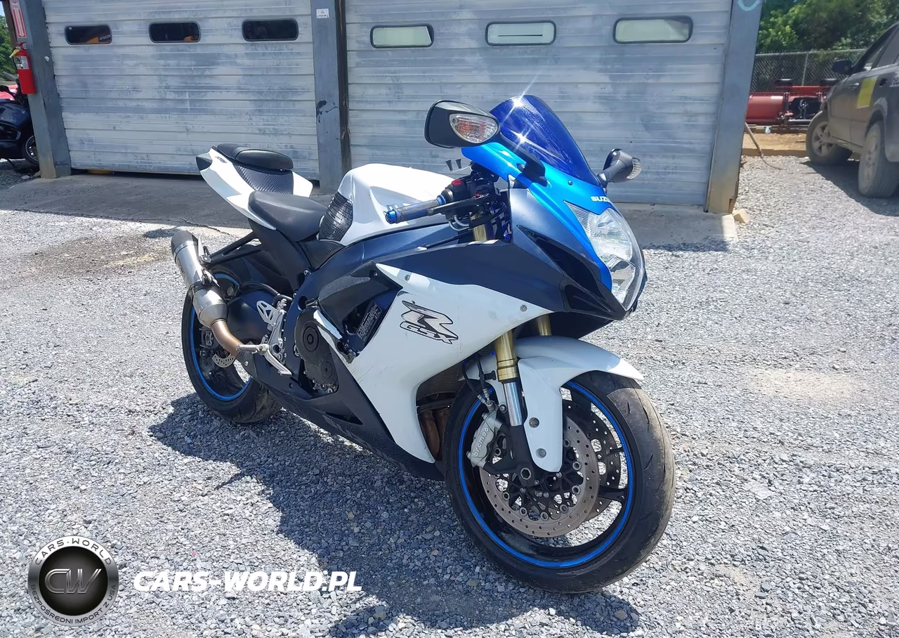 2011 Suzuki Gsx750 – zdjęcie 1 z 19