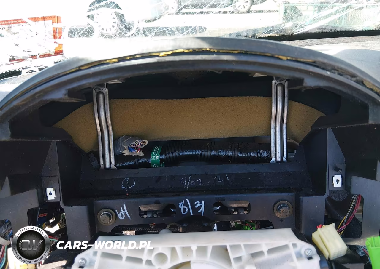 2005 Honda S2000 VIN:JHMAP21405S000748 - 7