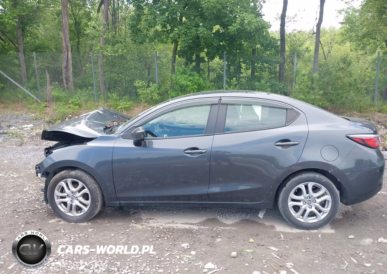 2016 Scion Ia VIN:3MYDLBZV9GY136583 - 14