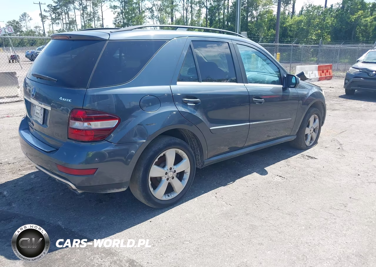 2010 Mercedes-Benz Ml 350 4Matic VIN:4JGBB8GB8AA588861 - 4