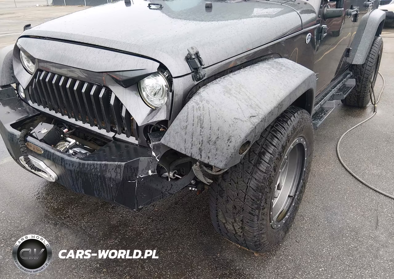 2017 Jeep Wrangler Unlimited Sport 4X4 VIN:1C4HJWDG3HL710479 - 6
