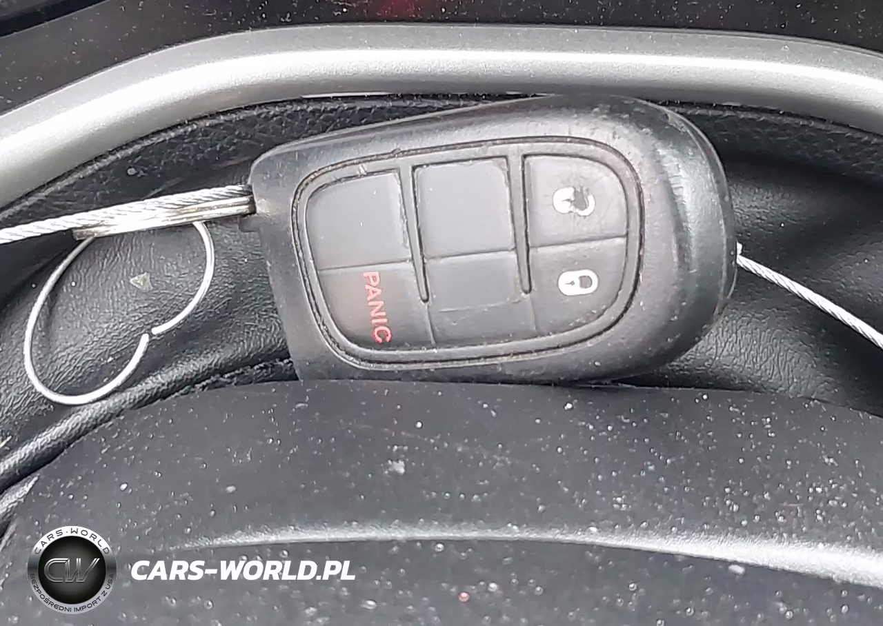 2018 Jeep Cherokee Latitude Plus Fwd VIN:1C4PJLLB6JD538027 - 11
