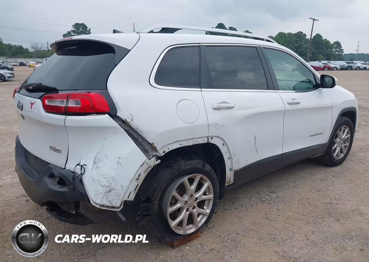 2018 Jeep Cherokee Latitude Plus Fwd VIN:1C4PJLLB6JD538027 - 4