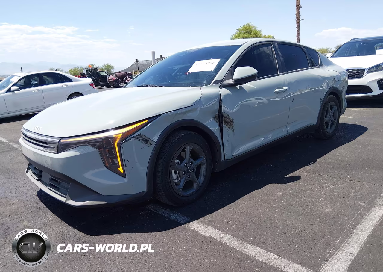2025 Kia K4 Lxs VIN:3KPFT4DE7SE228439 - 2