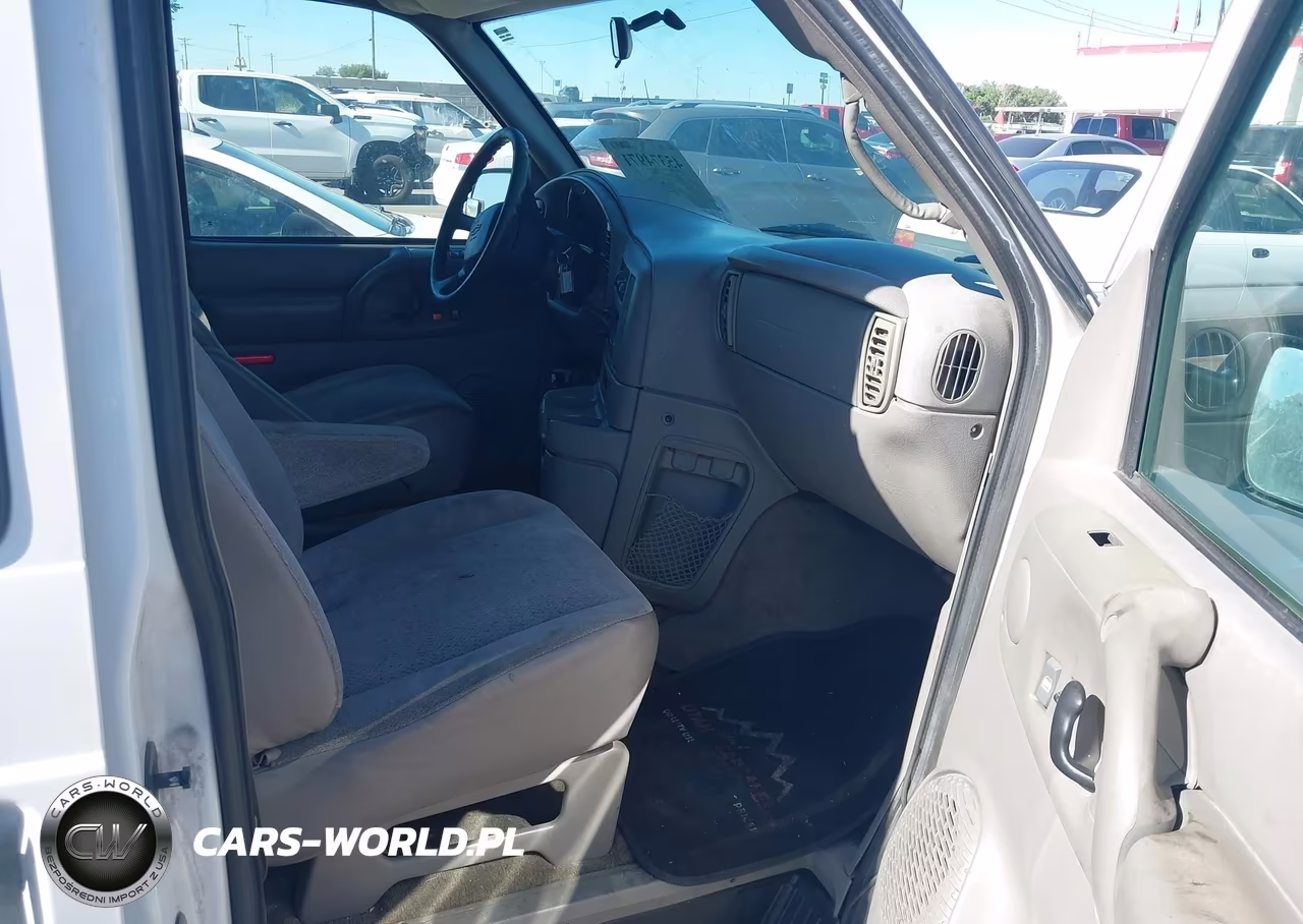 2004 Chevrolet Astro VIN:1GNDM19X64B128109 - 5