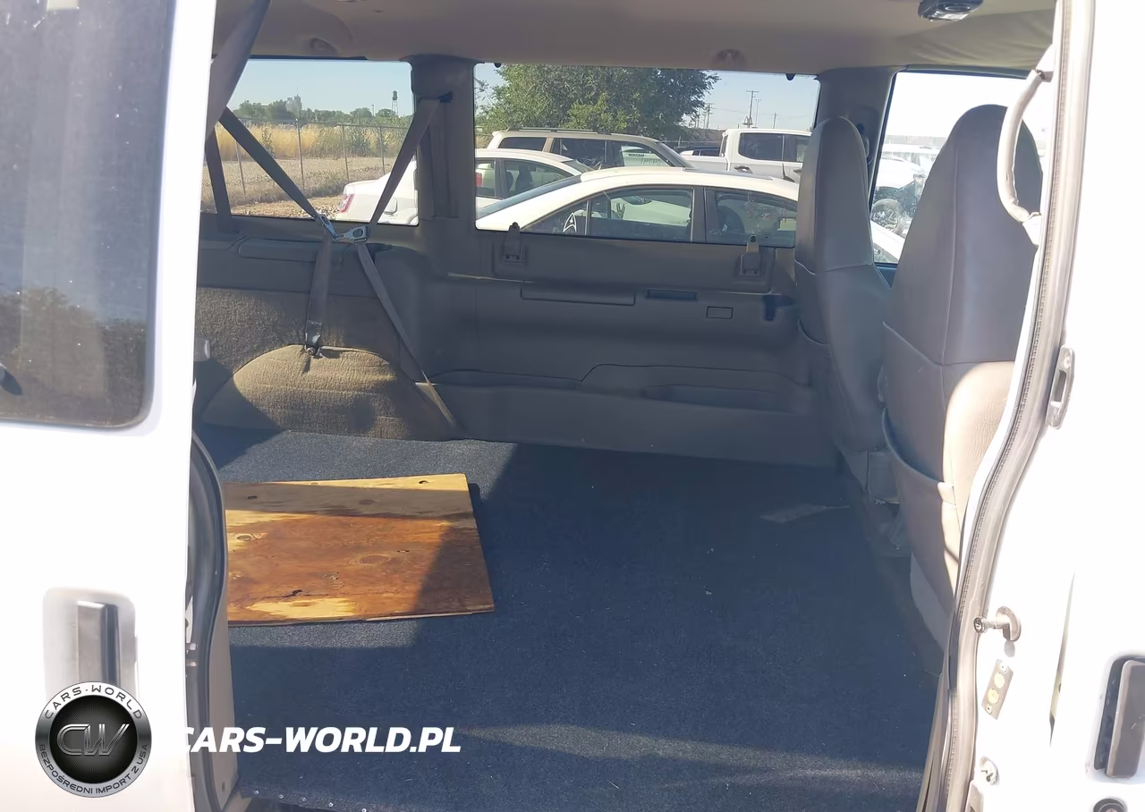2004 Chevrolet Astro VIN:1GNDM19X64B128109 - 8