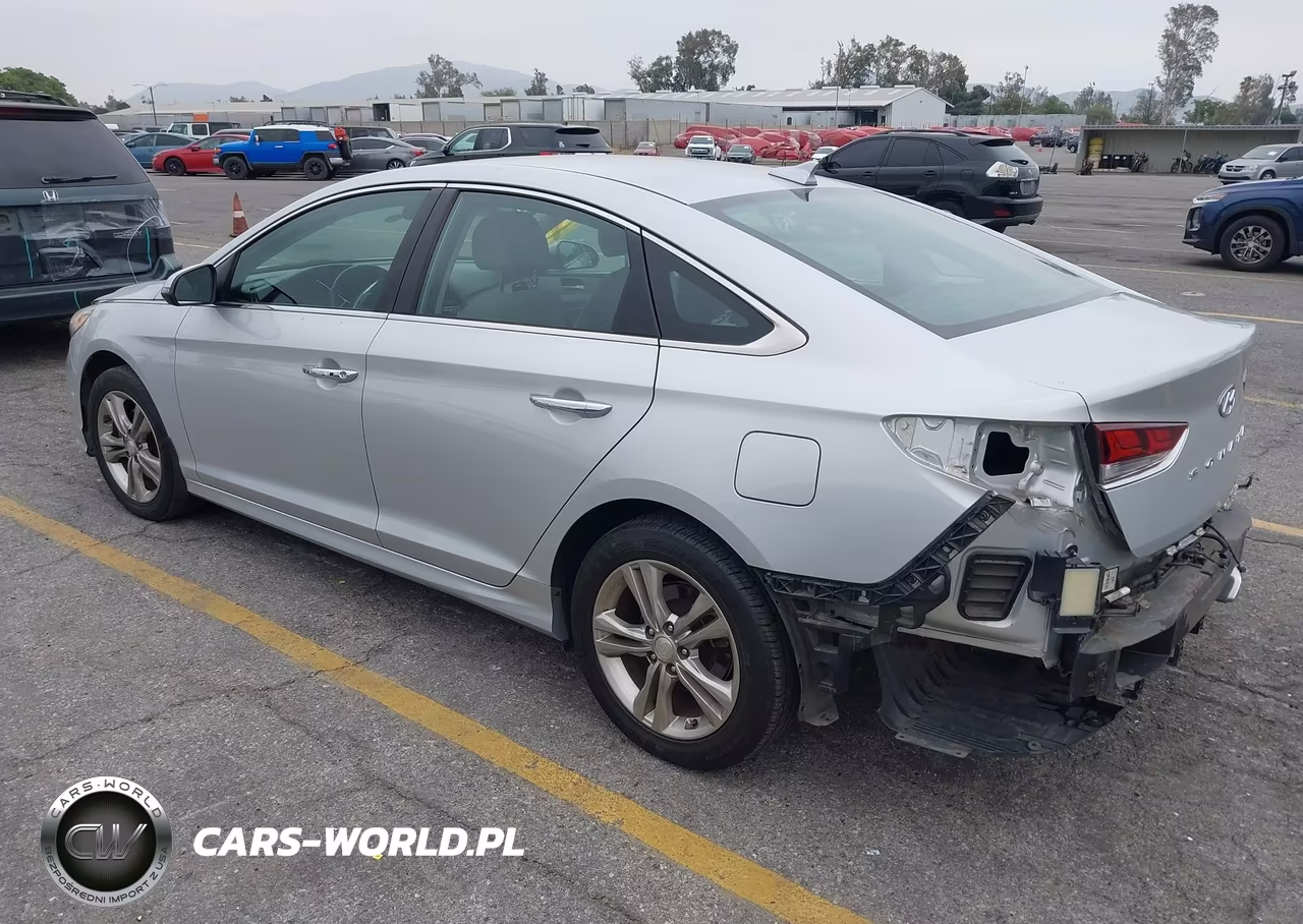 2018 Hyundai Sonata Sel VIN:5NPE34AF2JH620795 - 3